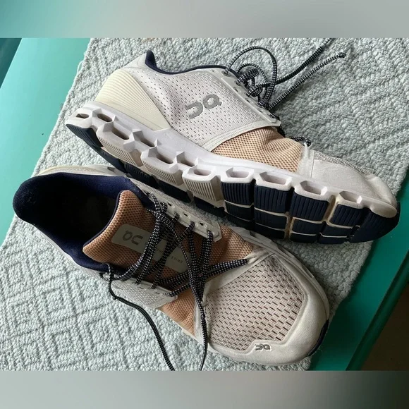 Oncloud stratus Running women’s Shoes white SIZE 9.5 - Picture 2 of 11